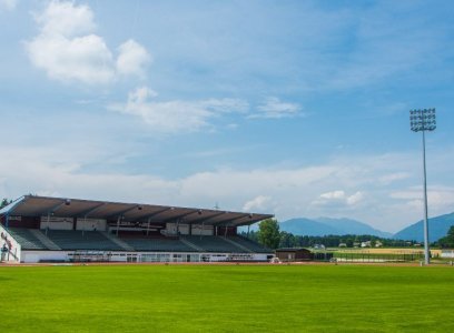 Nogometni stadion