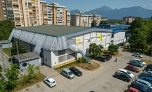 Fundacija za šport sofinancira projekt obnove garderob in kopalnic v Športni dvorani Planina v Kranju