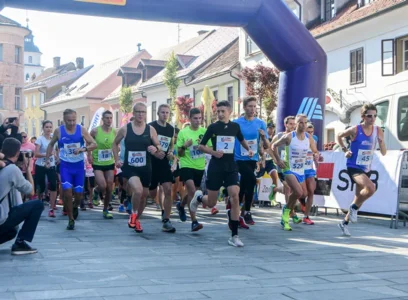 8. TEK ZA KRANJ - v soboto, 5. oktobra 2024, premierno v Športnem centru Kranj