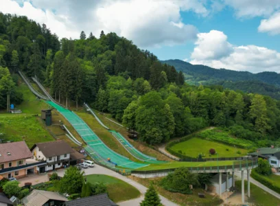 Fundacija za šport sofinancira projekt obnove skakalnice HS 50 v SSC Gorenja Sava v Kranju